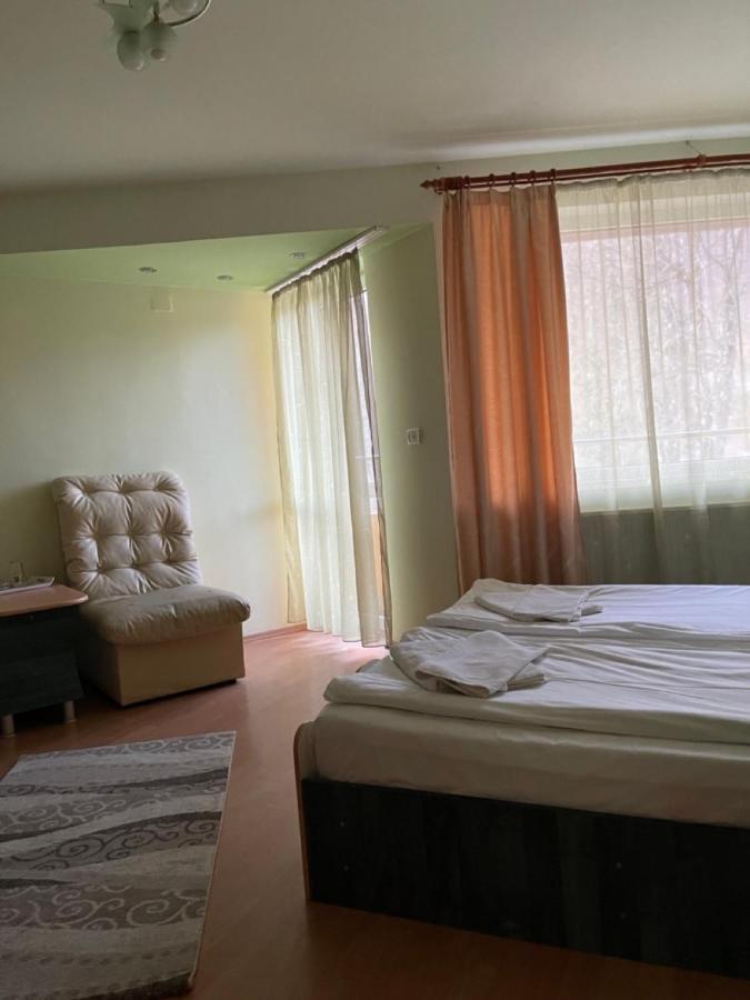 Pensiunea Izvoare Olanesti 3*** Băile Olăneşti Exterior foto