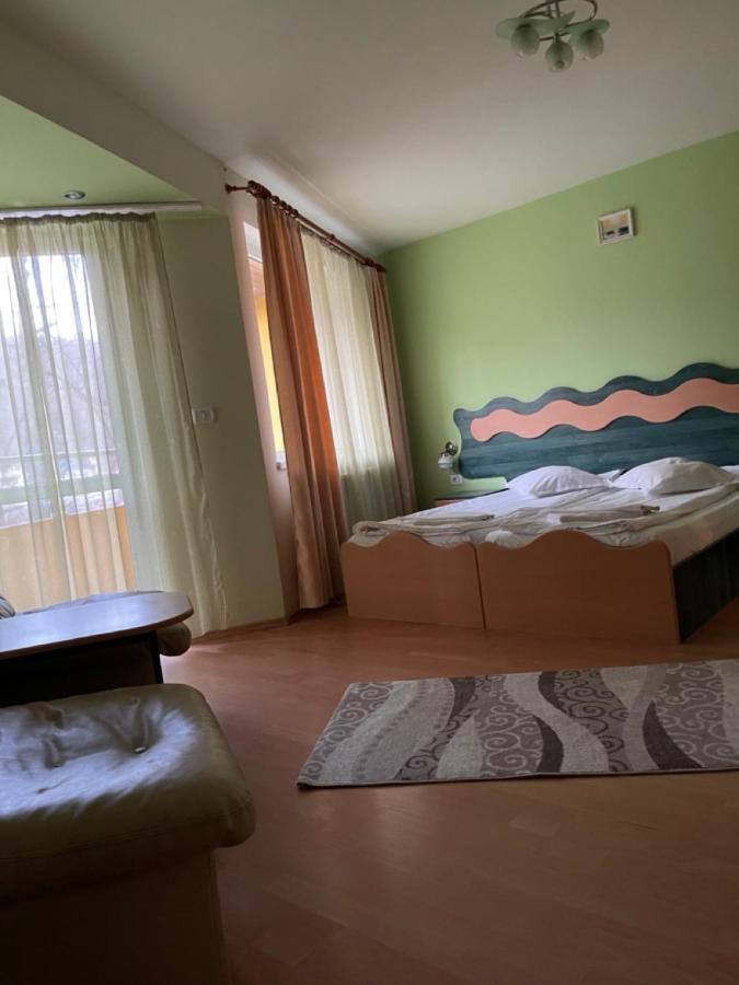 Pensiunea Izvoare Olanesti 3*** Băile Olăneşti Exterior foto